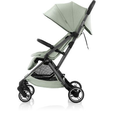 Прогулянкова коляска Britax Romer Flylite Sage Green легка та компактна, відповідає стандартам IATA для подорожей, кошик до 6 кг