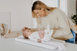 Весы для новорожденных Lionelo BABYBALANCE WHITE экран с подсветкой, автоматическая блокировка измерения, точность до 5 грамм