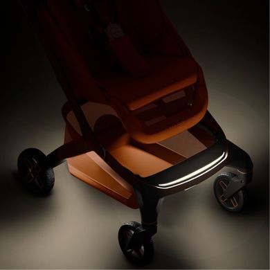 Прогулянкова коляска Maxi-Cosi Fame Cabin Copper Terra у літак і для подорожей, з підсвіткою, вбудований пауербанк