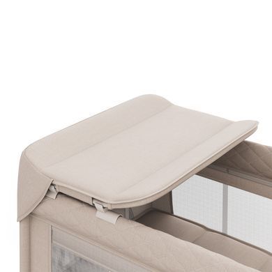 Ліжко-манеж с пеленатором Kinderkraft Leody Up Beige (KCLEODUPBEG00AC) з пеленальним столиком, 2 рівні матраци, легке складання, органайзер, мобіль