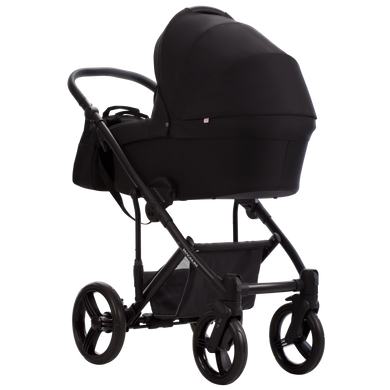 Универсальная коляска Bebetto Magnum Light 05 Черный
