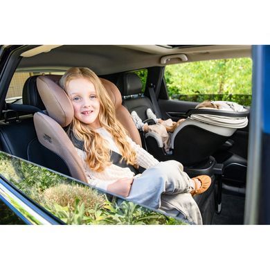 Автокрісло Britax R&ouml;mer SWIVEL-GROW Max Air Soft Taupe з обертом на 360, сонцезахисний козирок, система вентиляції AirSense, ISOFIX, опорна нога