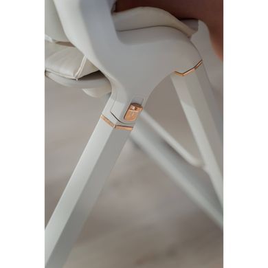 Стільчик для годування 2в1 ESPIRO ALLURE 09 BEIGE до 80 кг, 5 рівнів регулювання сидіння та підніжки, столик зі знімним підносом, еко-шкіра