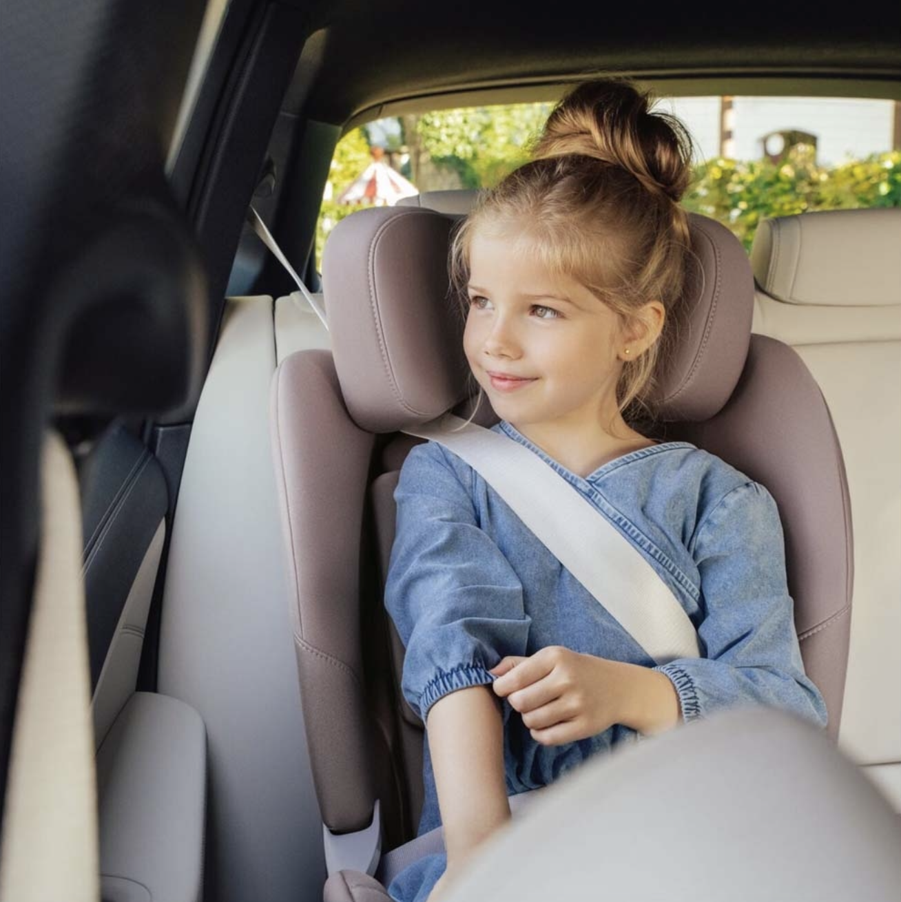 автокрісло від 0 місяців і до 7 років Britax Romer SWIVEL 2 