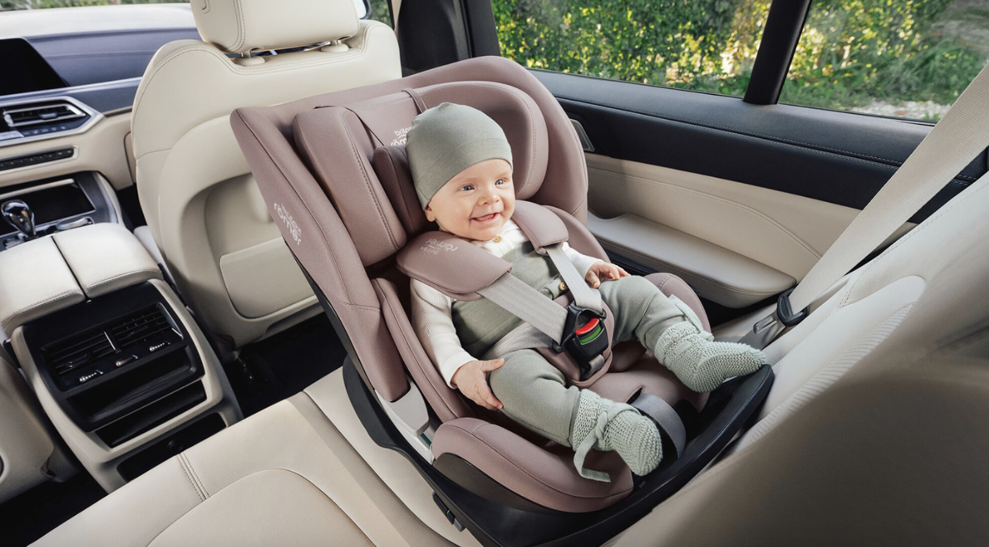 поворотне автокрісло для новонароджених Britax Romer SWIVEL 2 з системою ISOFIX новинка 2026 року